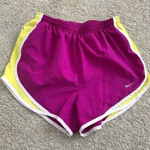 Nike Women’s Tempo Shorts